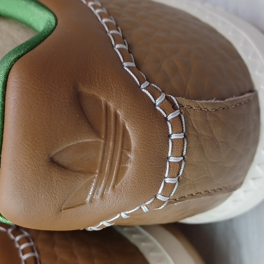 Adidas Men's Cream and Brown Sneakers - Picture 7 of 11